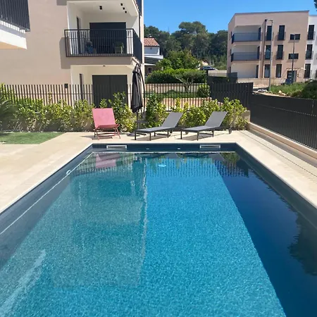 Intrada Apartament *